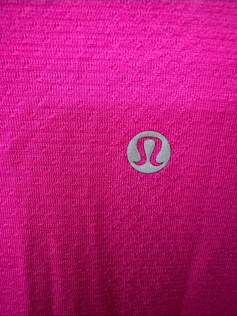 Swiftly Tech Long Sleeve 2.0 * Race. Pink Flare - Picture 4 of 5